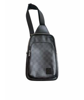 LOUIS VUITTON Сумка на плечо