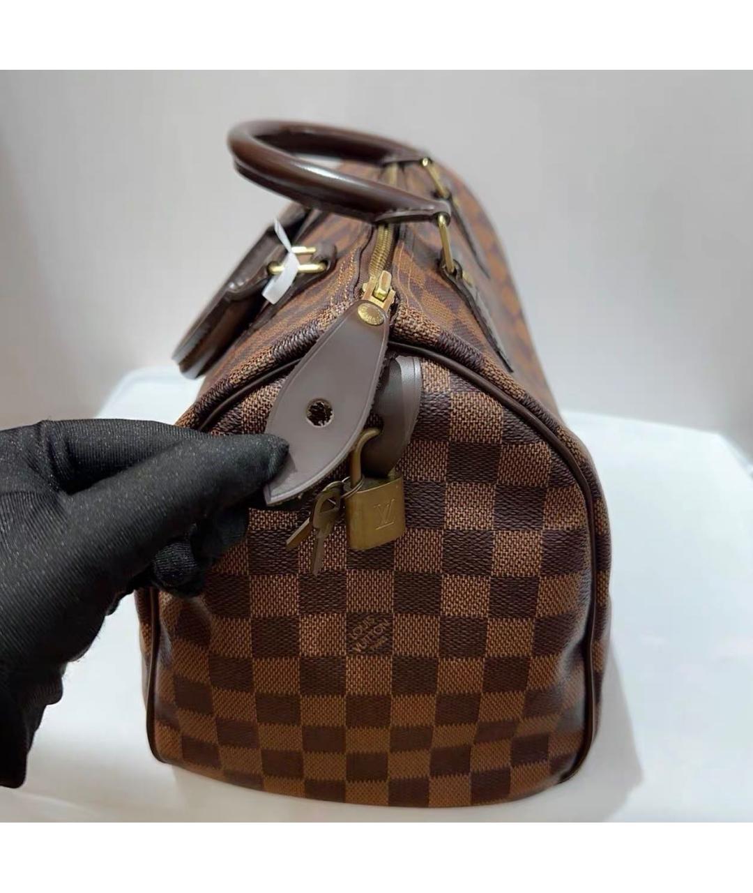 LOUIS VUITTON Коричневая кожаная сумка с короткими ручками, фото 3