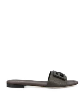 FENDI Шлепанцы