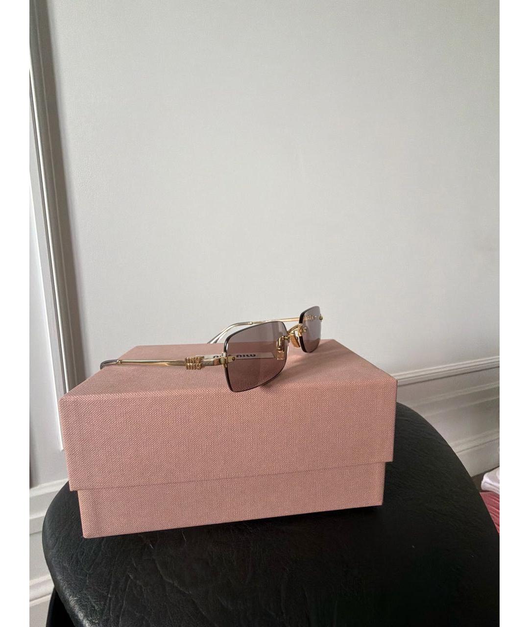MIU MIU Коричневые солнцезащитные очки, фото 2