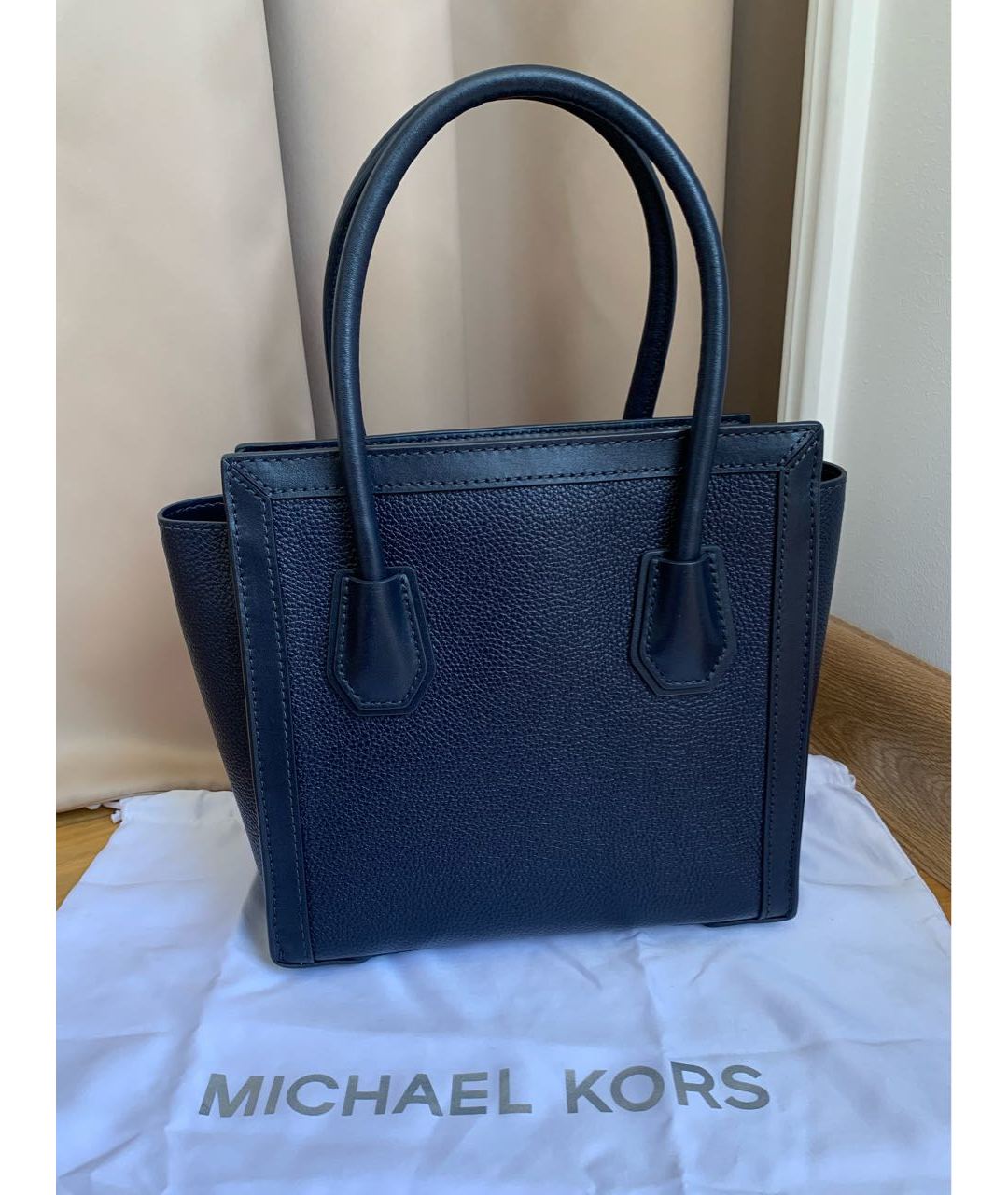 MICHAEL KORS Темно-синяя кожаная сумка тоут, фото 3