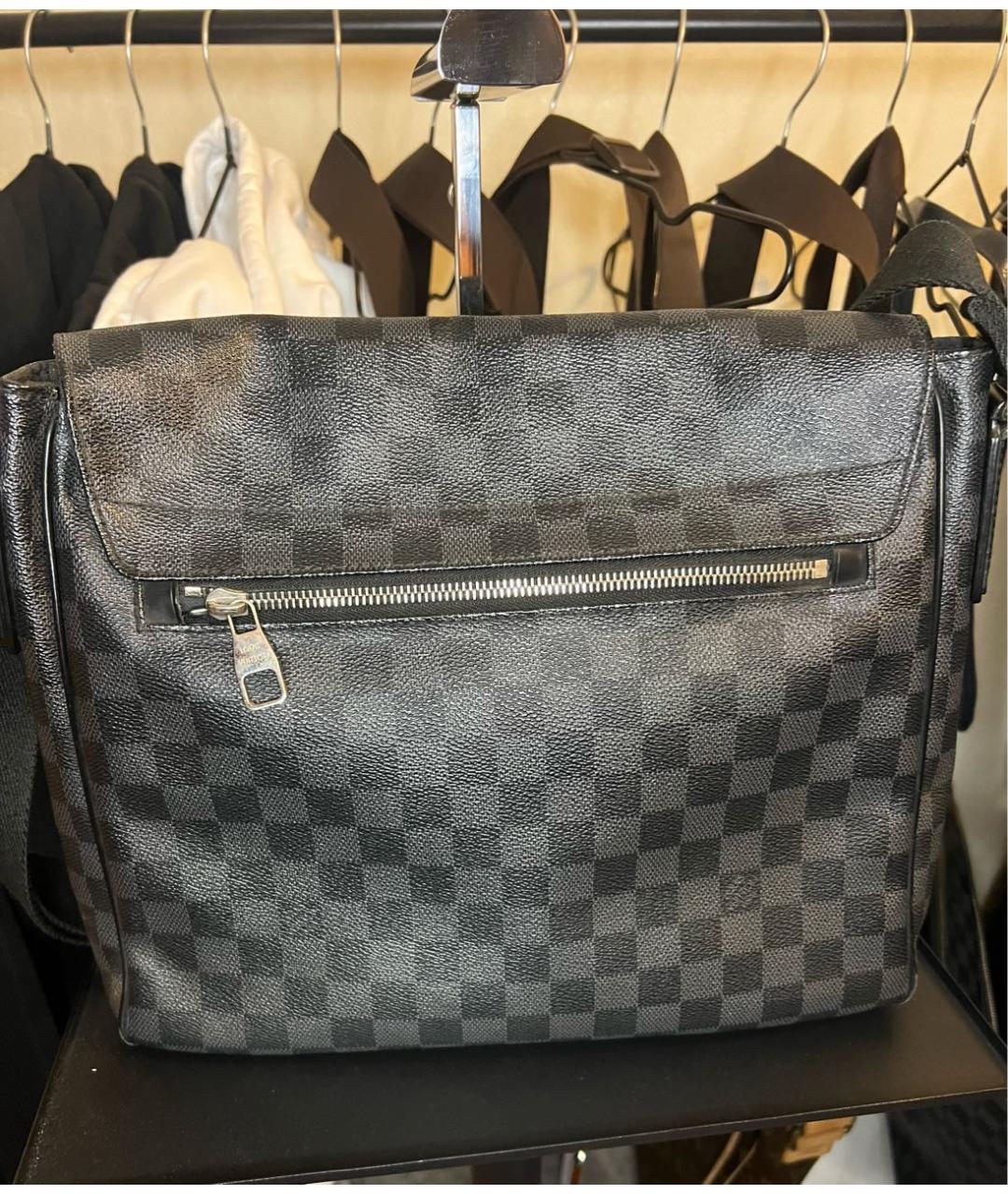 LOUIS VUITTON Антрацитовая барсетка, фото 4