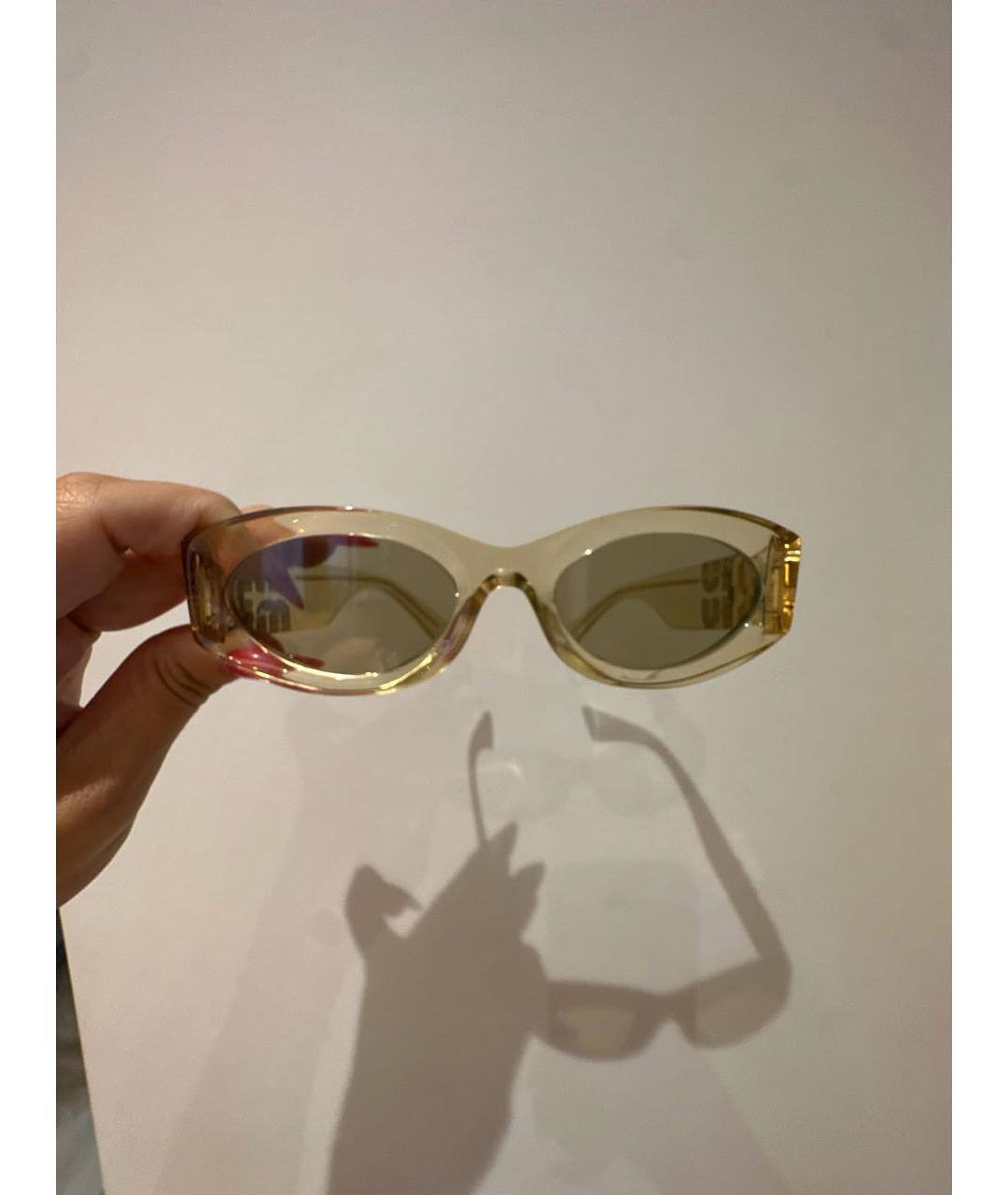 MIU MIU Золотые пластиковые солнцезащитные очки, фото 5