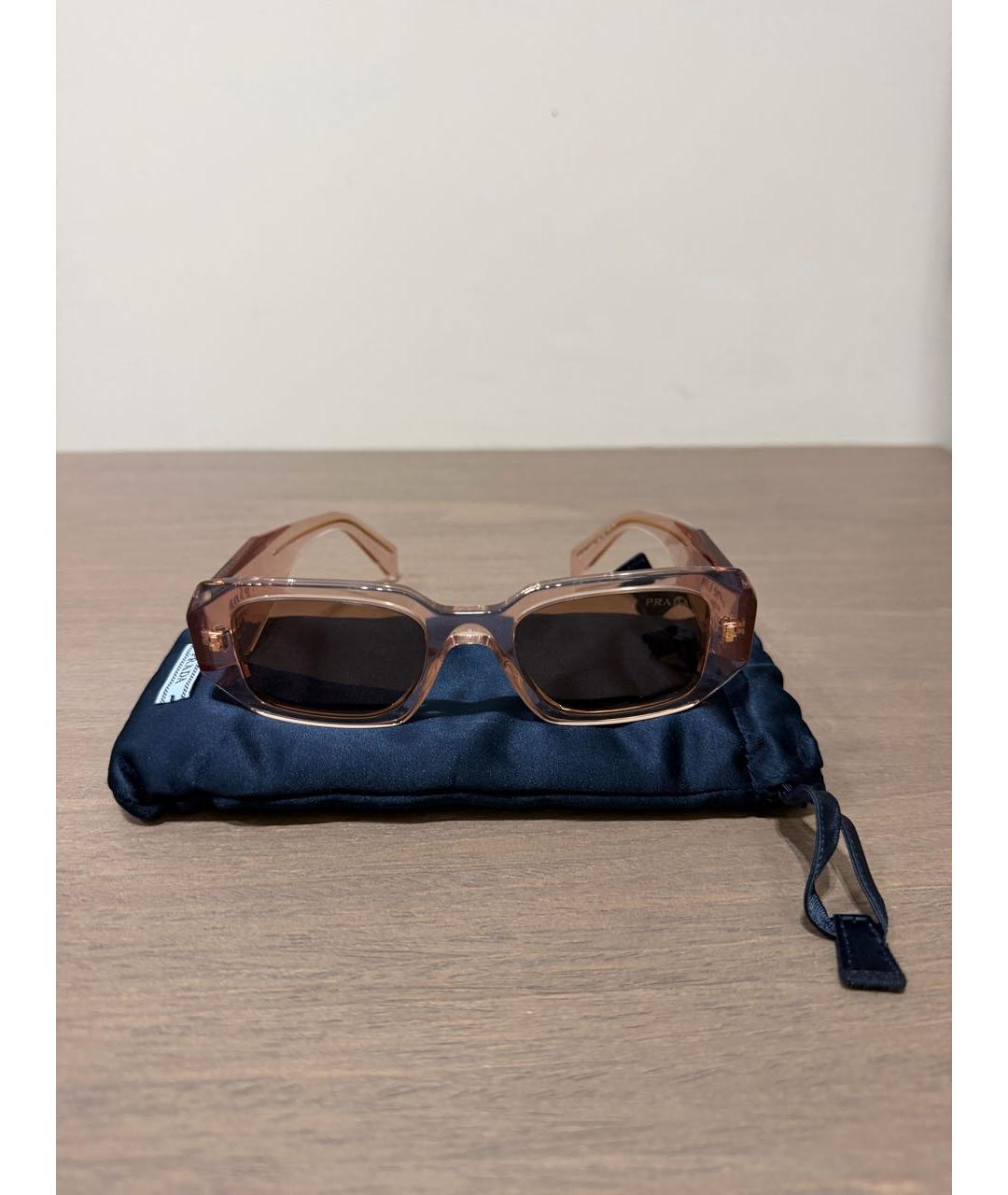 PRADA Коралловые пластиковые солнцезащитные очки, фото 5