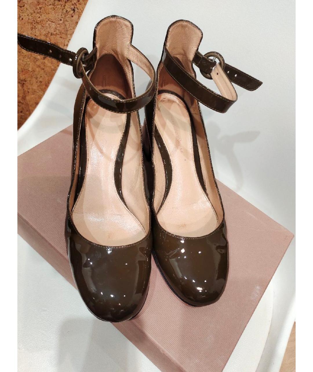 GIANVITO ROSSI Хаки туфли из лакированной кожи, фото 3