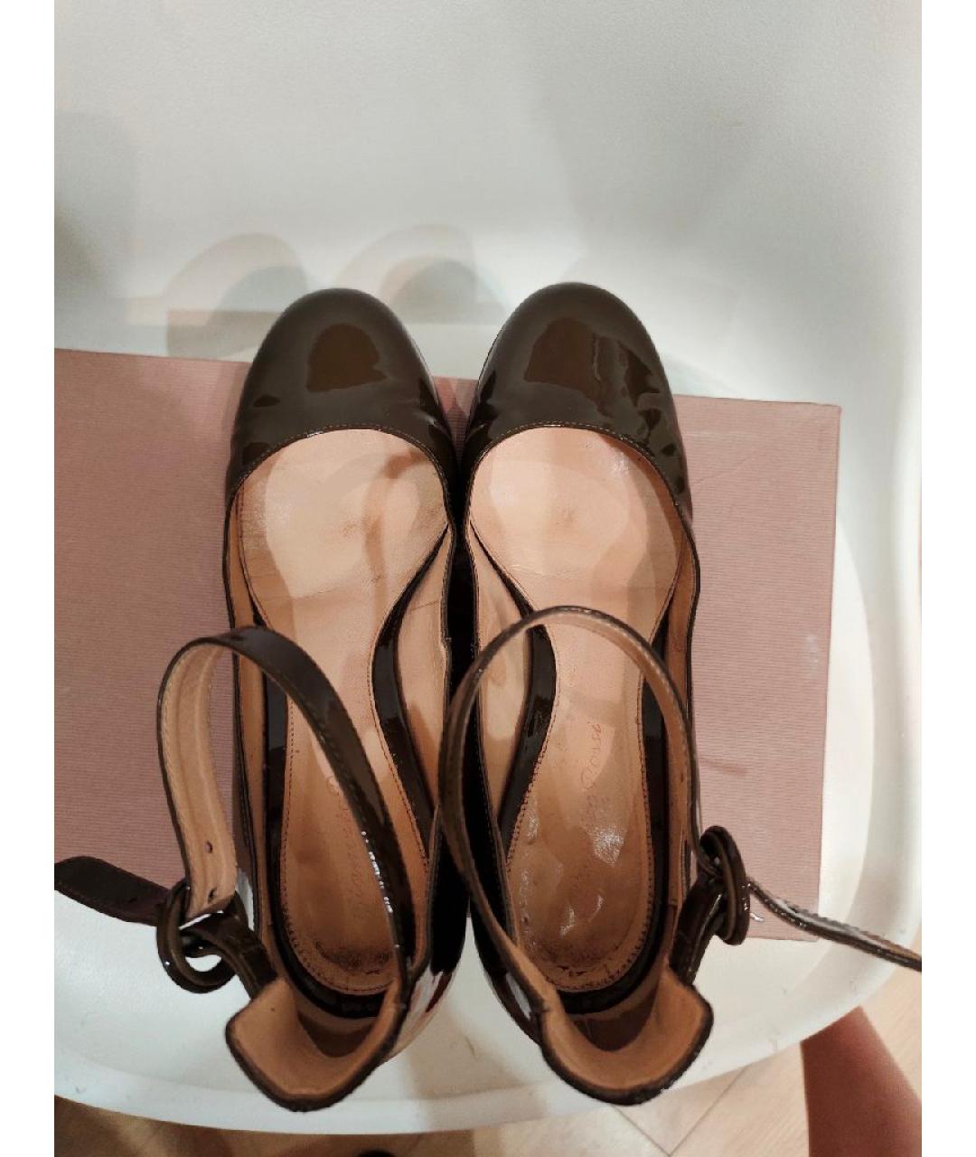 GIANVITO ROSSI Хаки туфли из лакированной кожи, фото 5