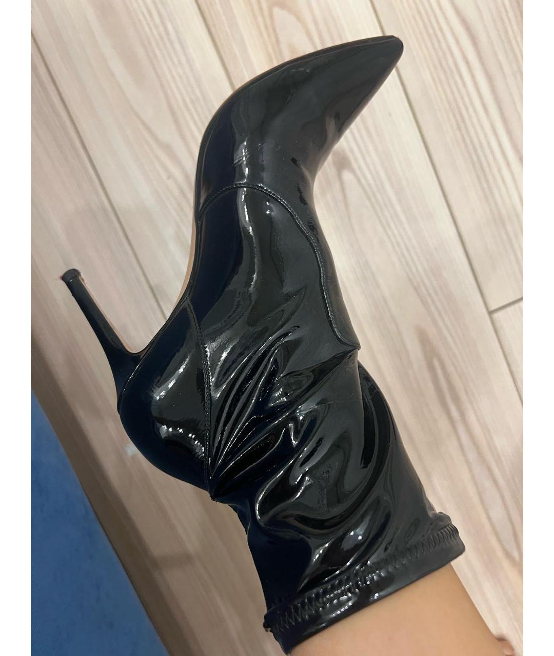 GIANVITO ROSSI Черные ботильоны из лакированной кожи, фото 5