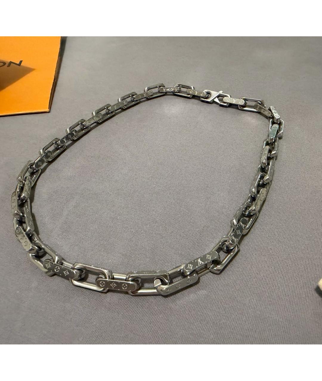 LOUIS VUITTON Серебряное металлическое колье, фото 4
