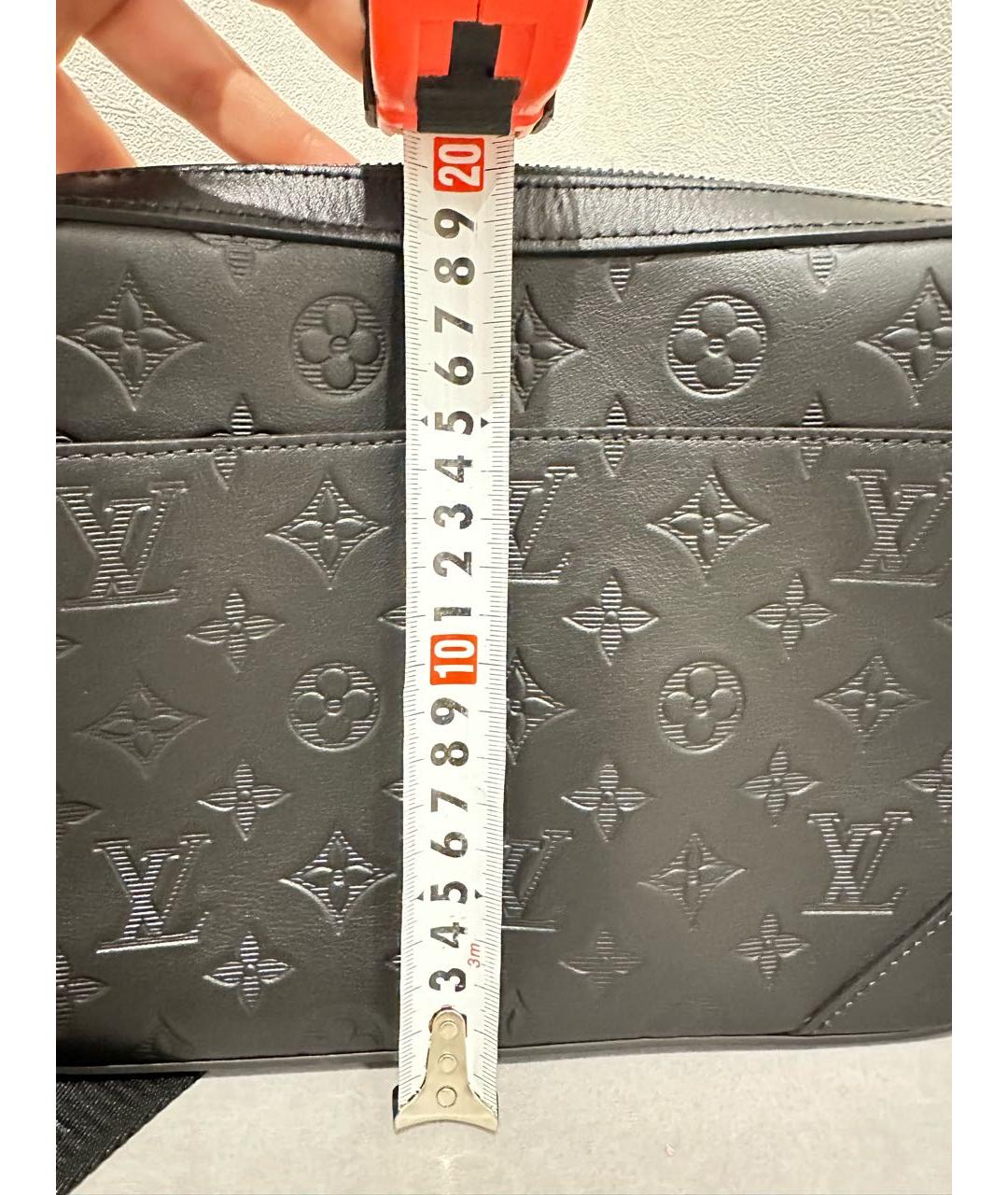 LOUIS VUITTON Черная кожаная сумка на плечо, фото 5