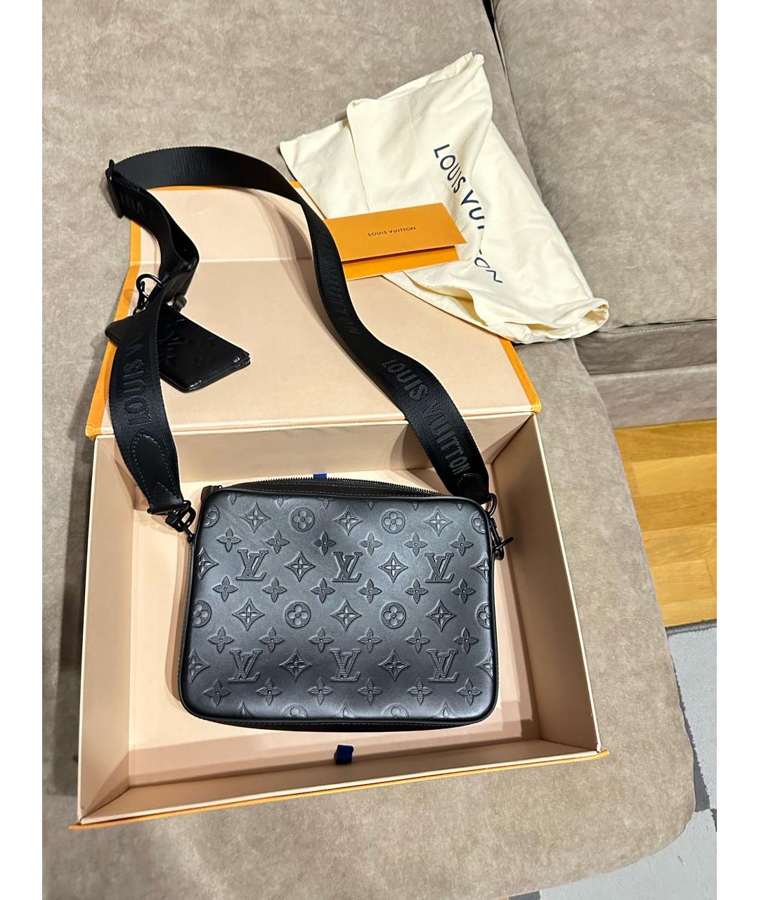 LOUIS VUITTON Черная кожаная сумка на плечо, фото 7