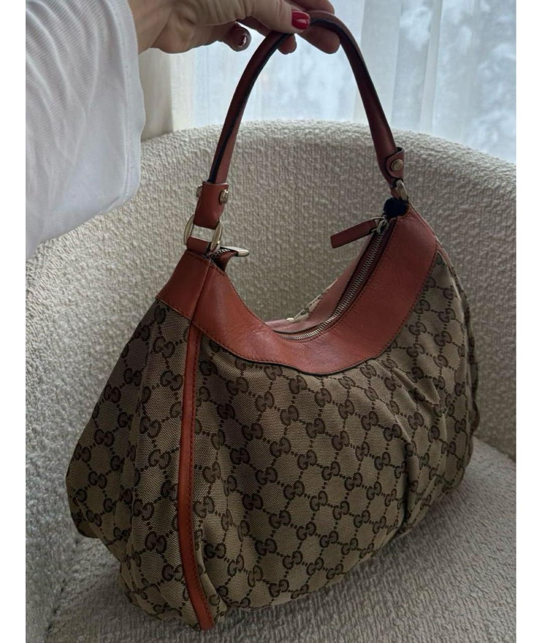 GUCCI Коричневая жаккардовая сумка с короткими ручками, фото 2