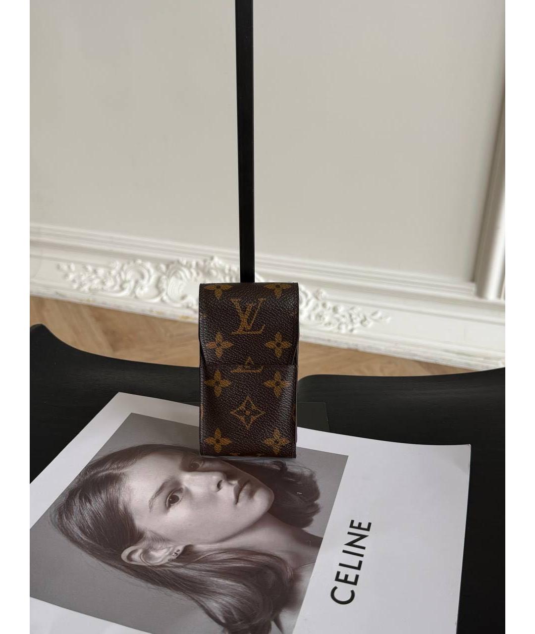 LOUIS VUITTON Коричневый кардхолдер, фото 5