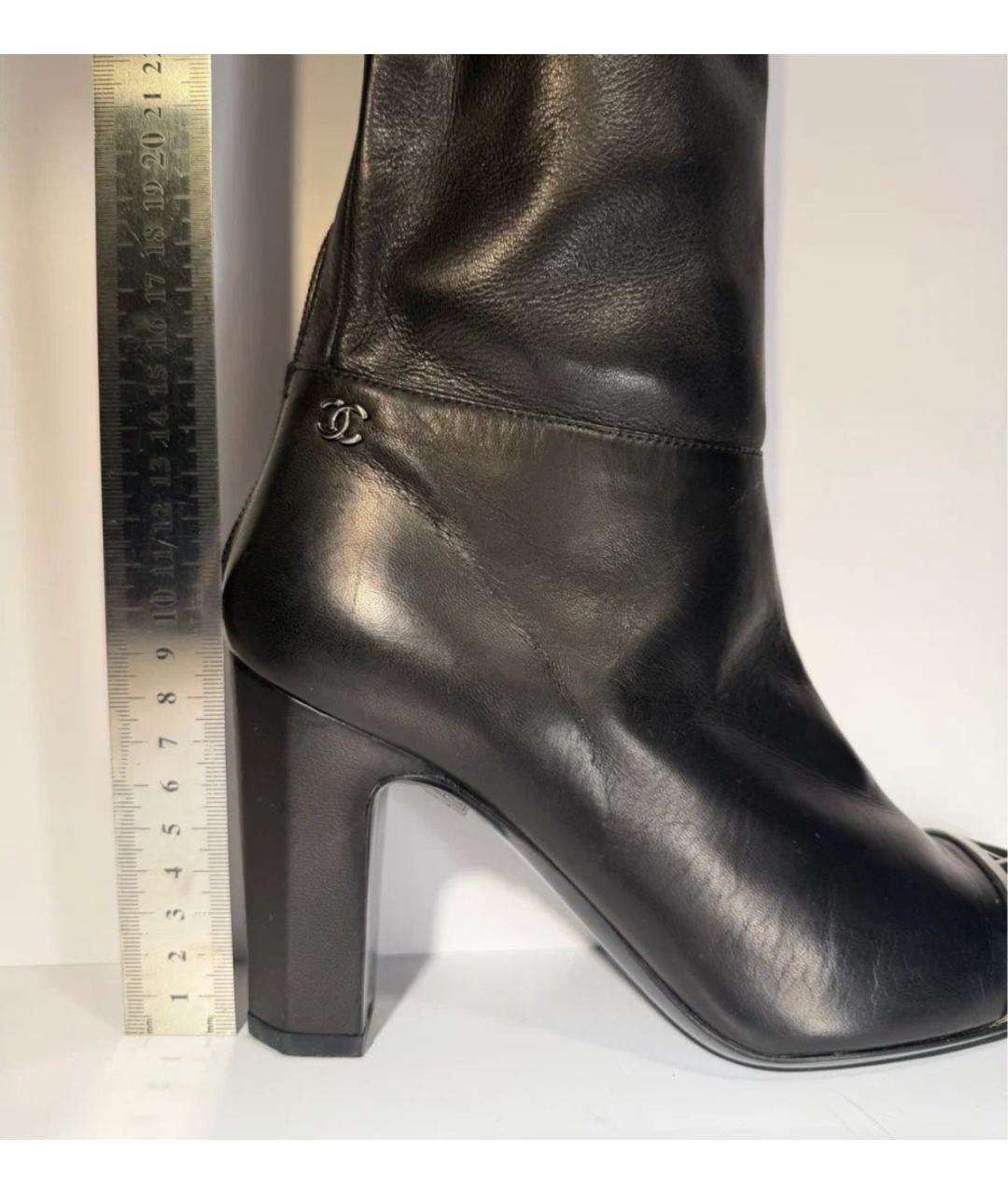 CHANEL Черные кожаные сапоги, фото 5