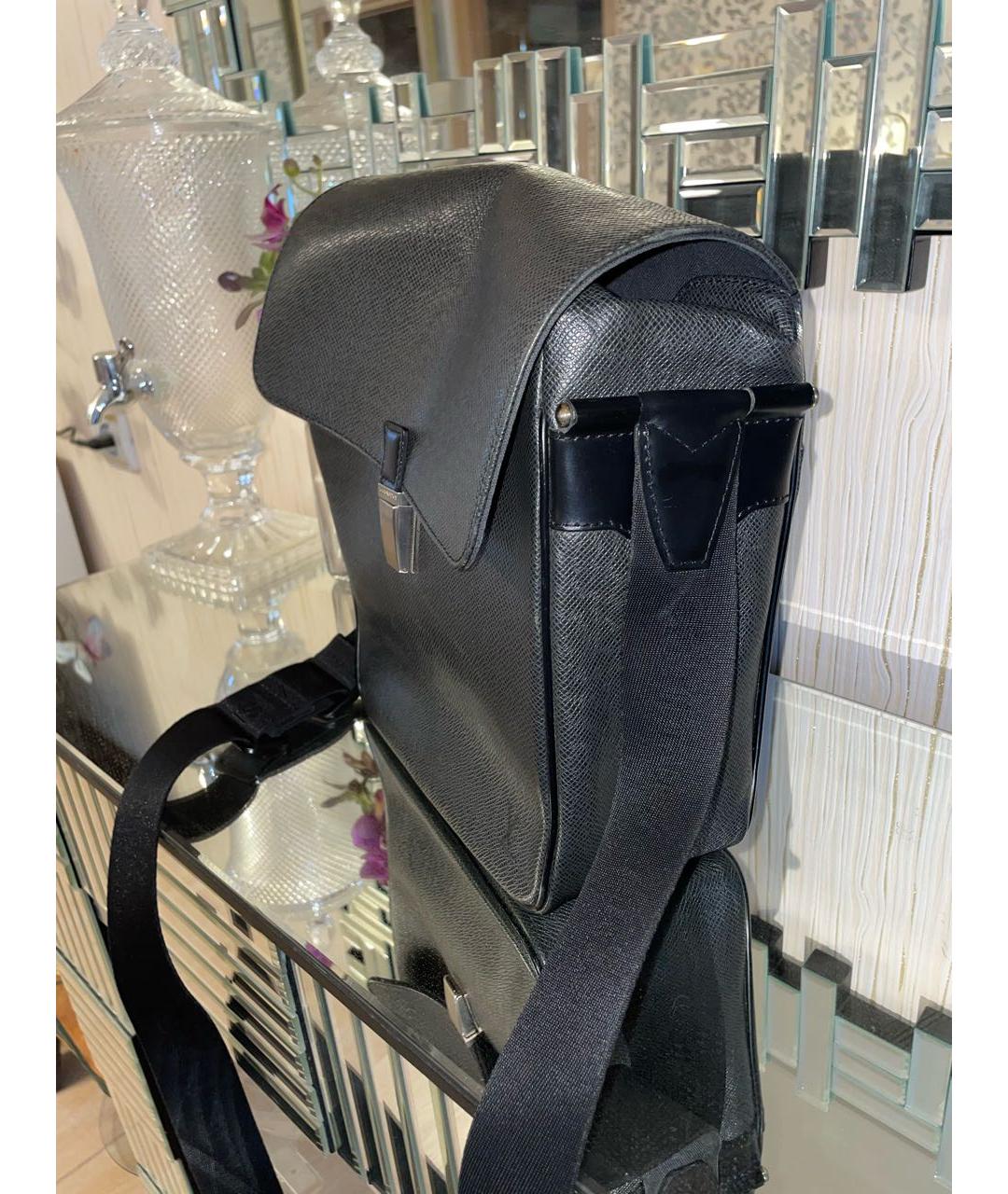 LOUIS VUITTON Черная кожаная сумка на плечо, фото 5