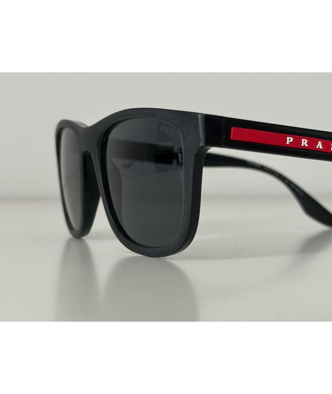 PRADA Черные пластиковые солнцезащитные очки, фото 3