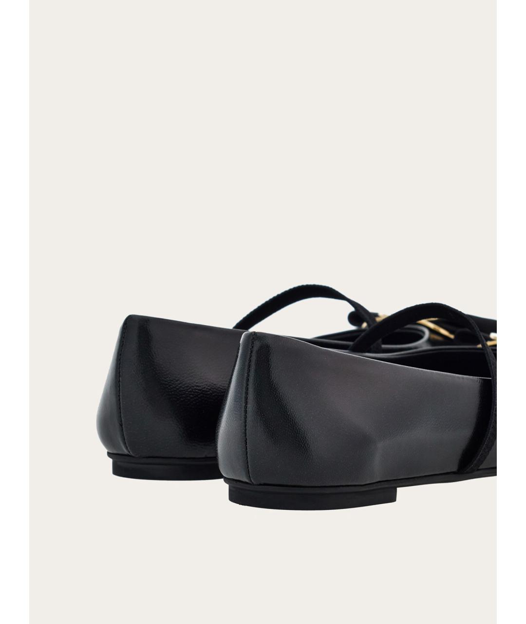 FERRAGAMO Черные кожаные балетки, фото 3