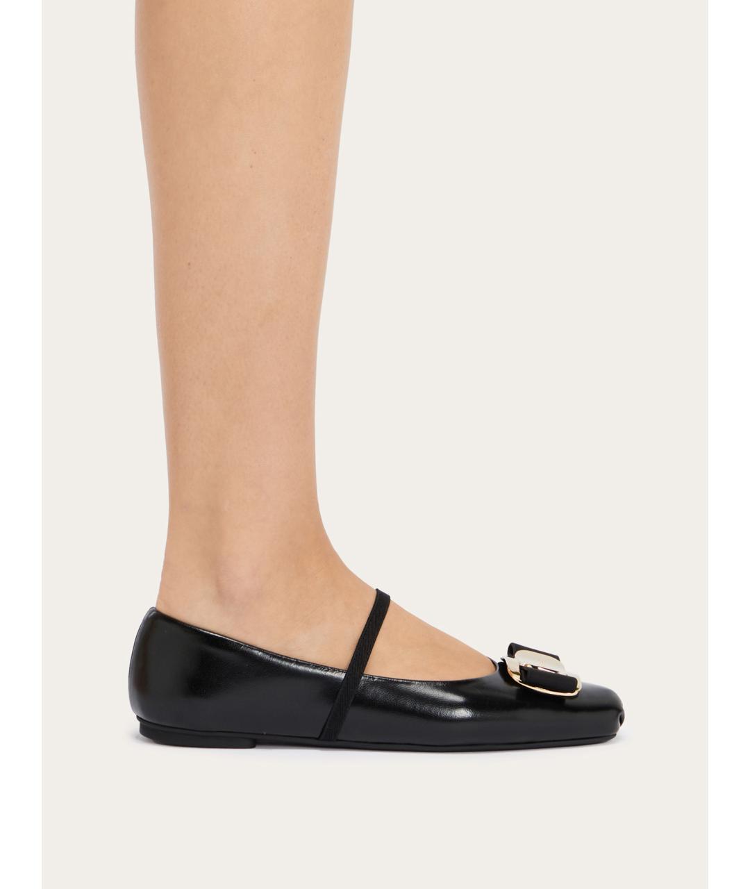 FERRAGAMO Черные кожаные балетки, фото 5