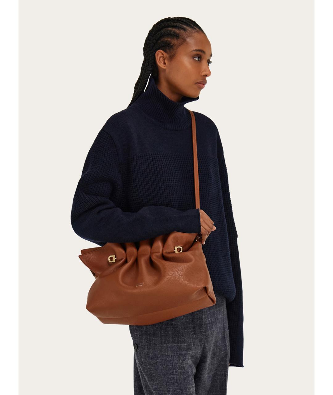 FERRAGAMO Коричневая кожаная сумка тоут, фото 6
