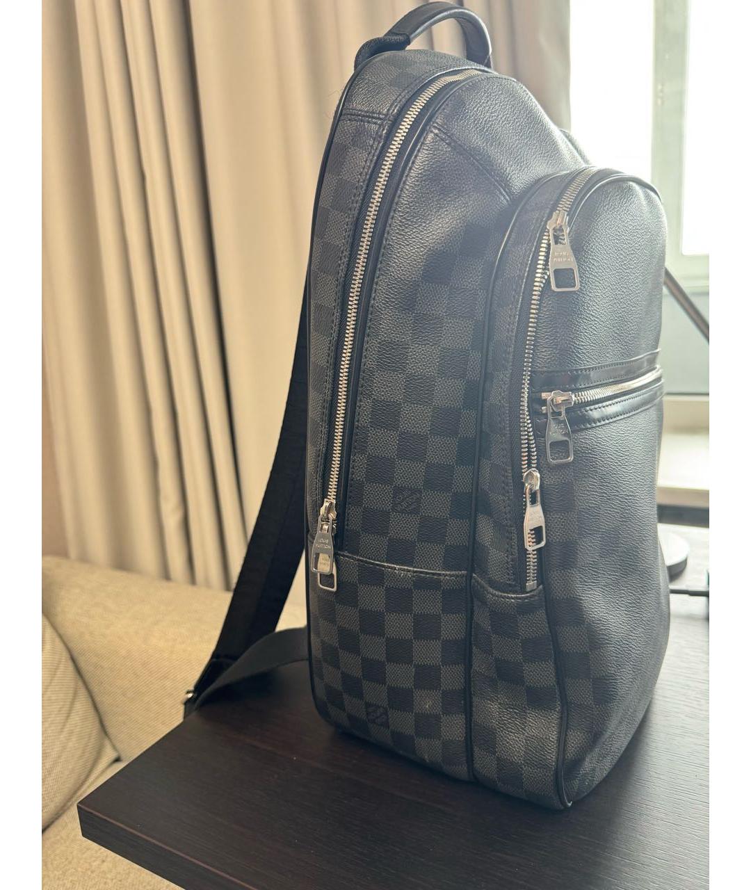 LOUIS VUITTON Антрацитовый кожаный рюкзак, фото 2