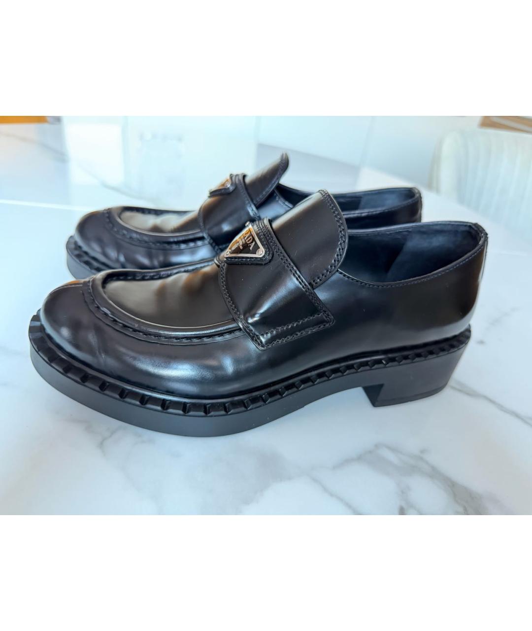 PRADA Черные кожаные лоферы, фото 3
