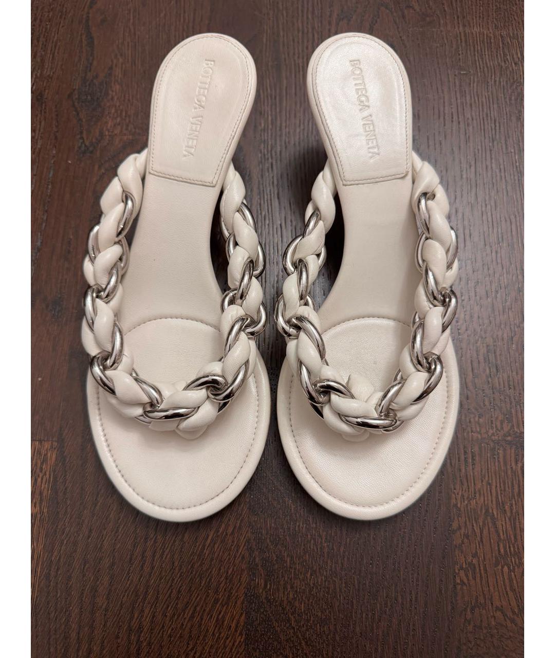 BOTTEGA VENETA Белые кожаные босоножки, фото 2