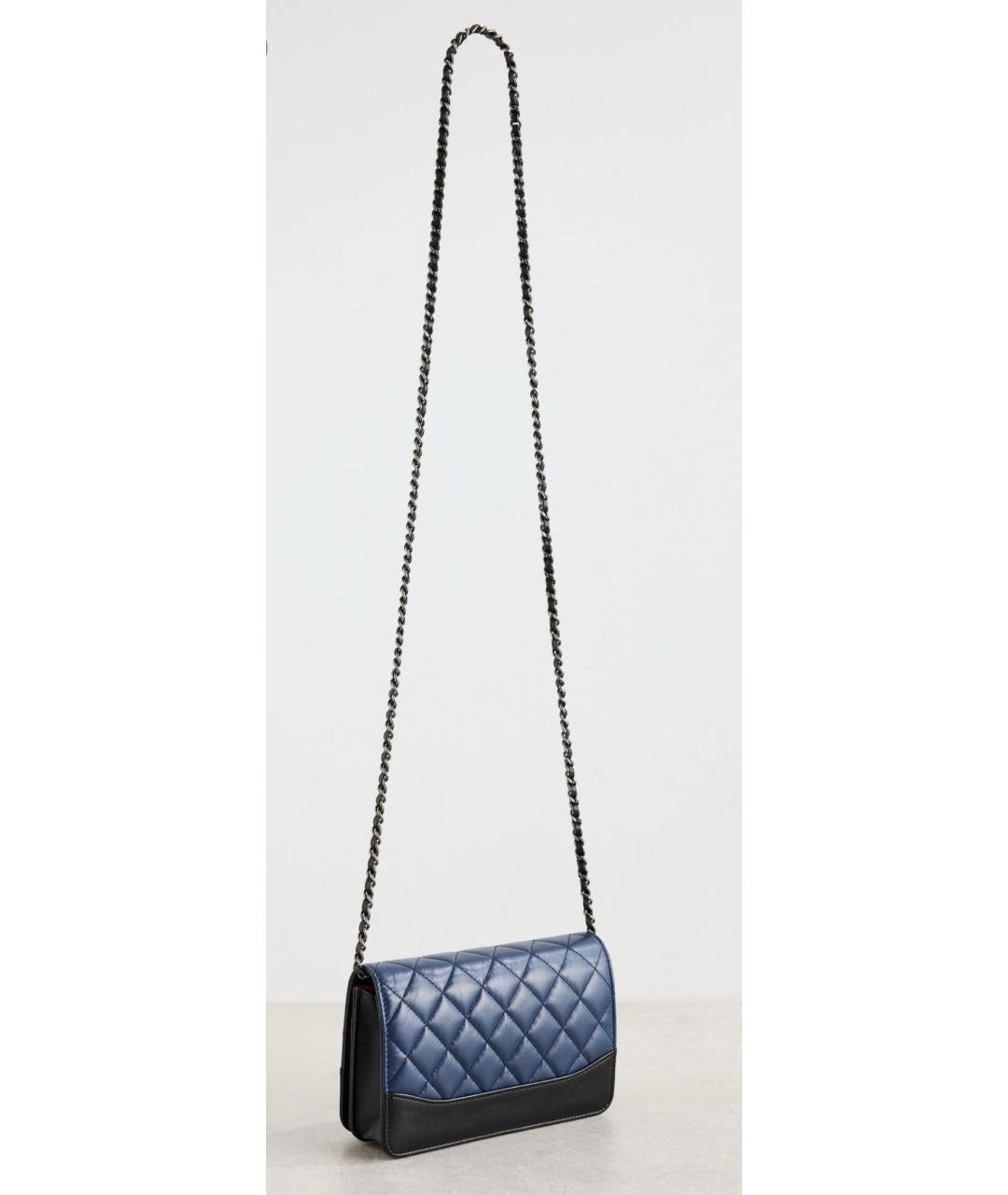 CHANEL Темно-синяя кожаная сумка через плечо, фото 2