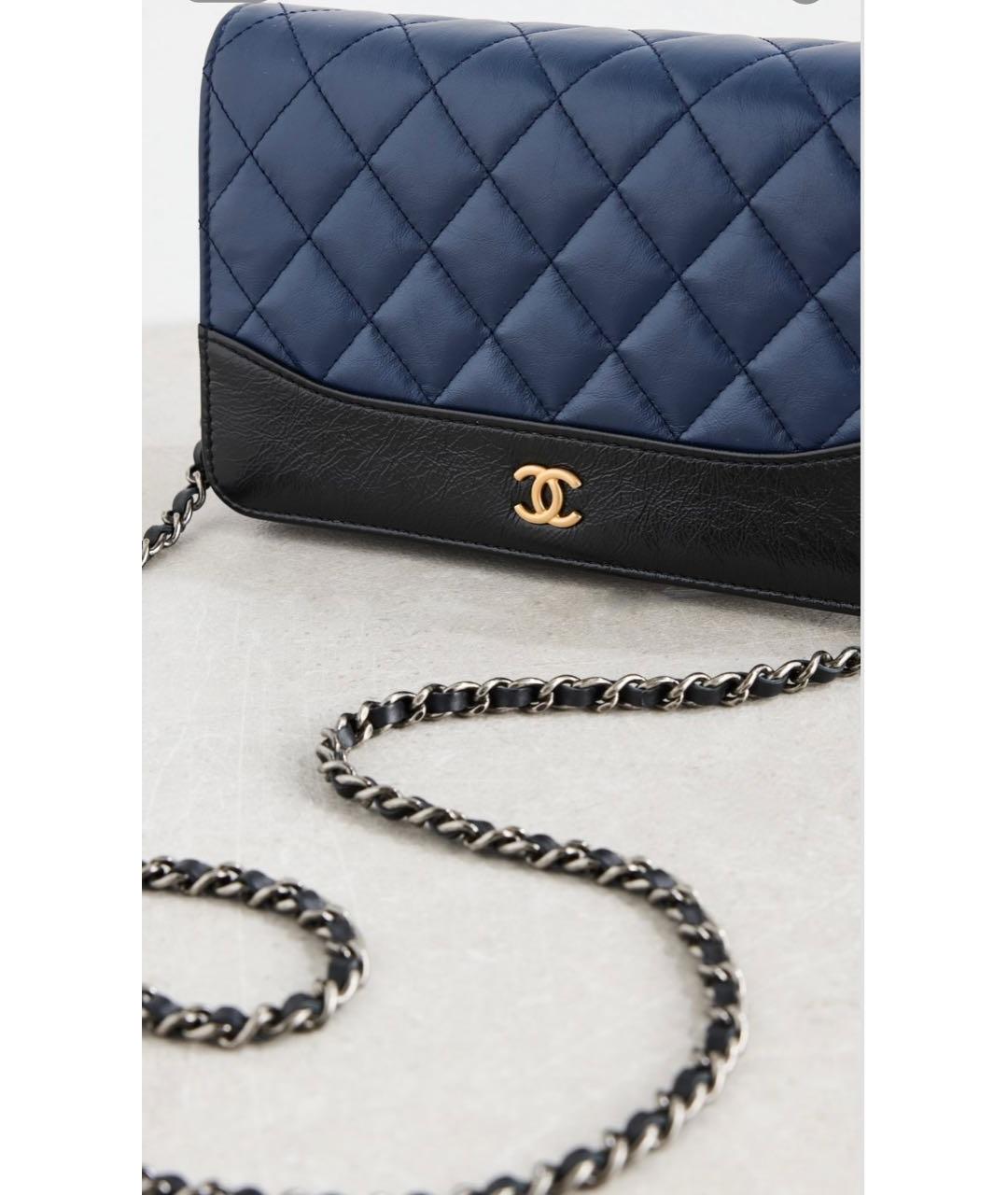 CHANEL Темно-синяя кожаная сумка через плечо, фото 3