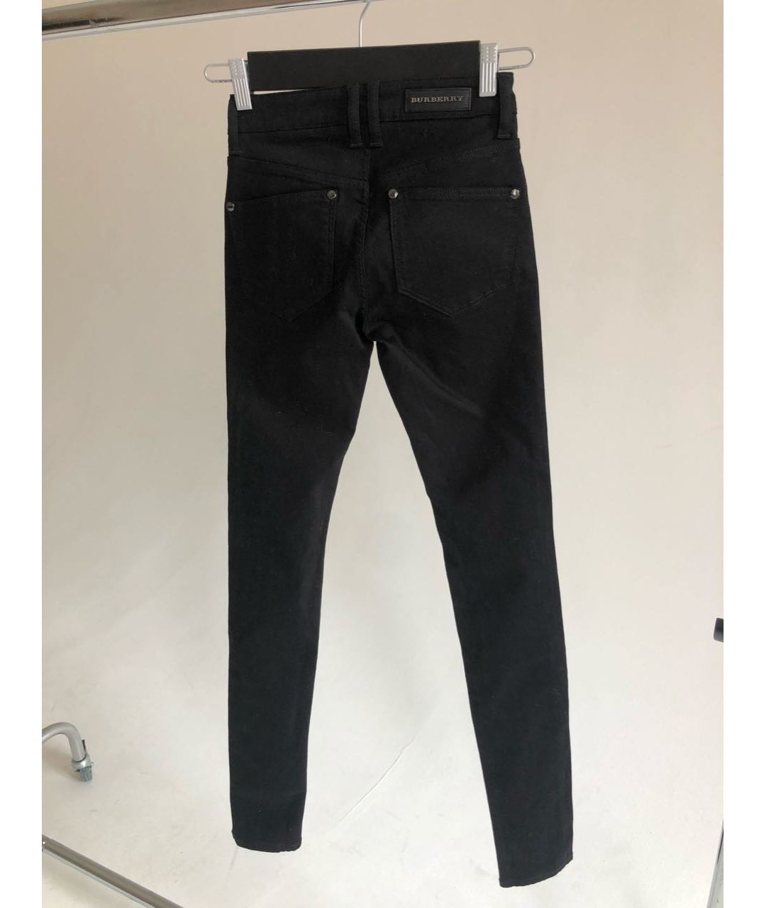 BURBERRY LONDON Черные хлопко-полиэстеровые джинсы слим, фото 2