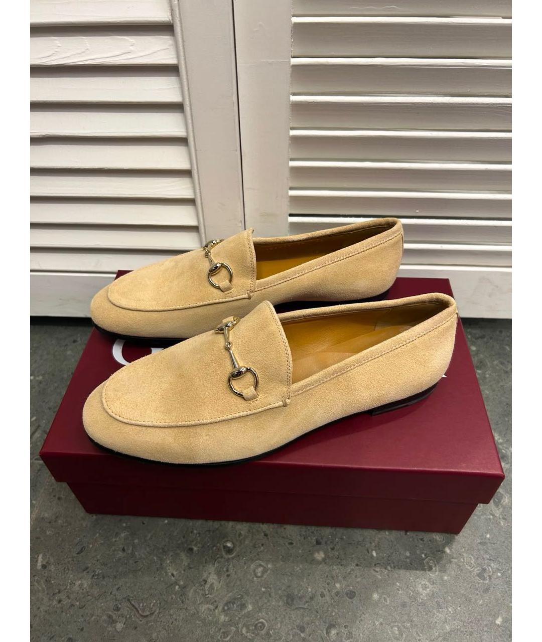 GUCCI Бежевые замшевые лоферы, фото 5