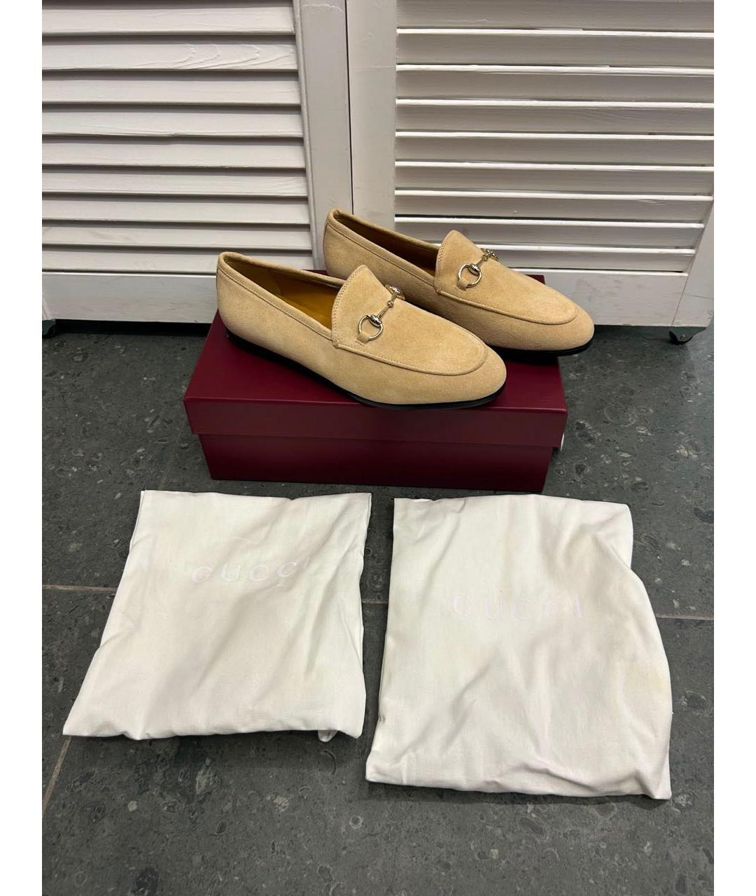 GUCCI Бежевые замшевые лоферы, фото 4