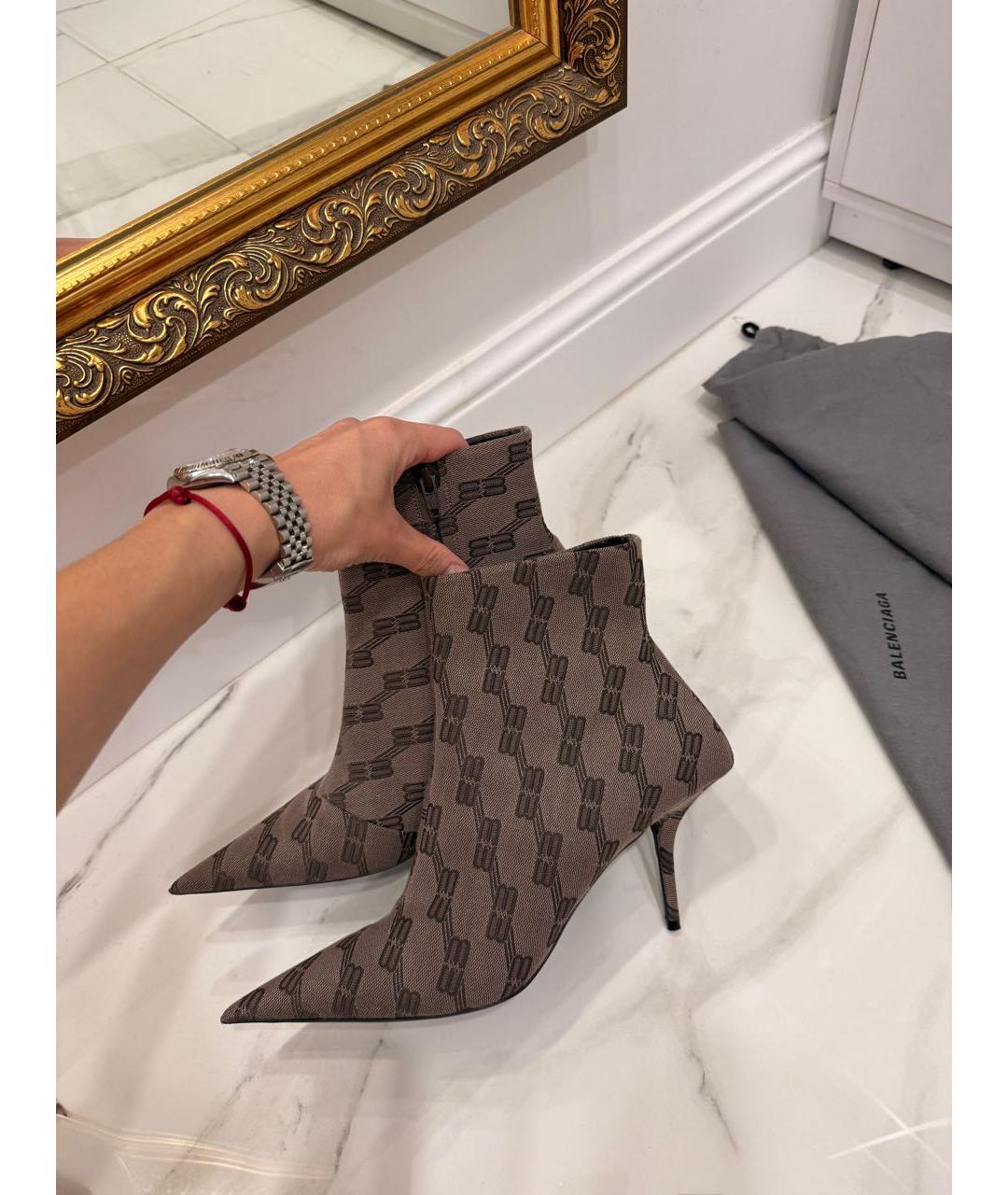 BALENCIAGA Коричневые текстильные ботильоны, фото 4