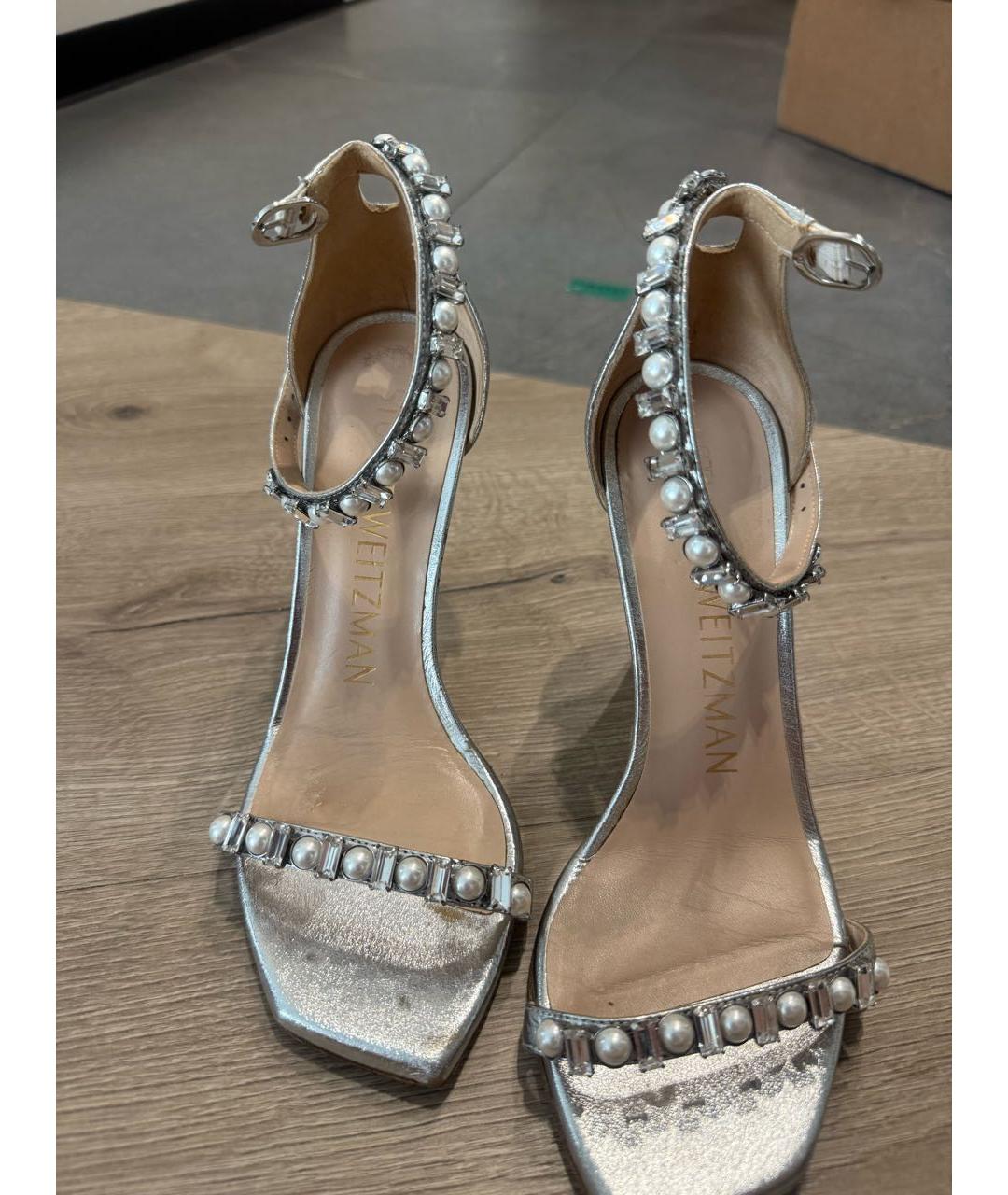 STUART WEITZMAN Серебряные кожаные босоножки, фото 2