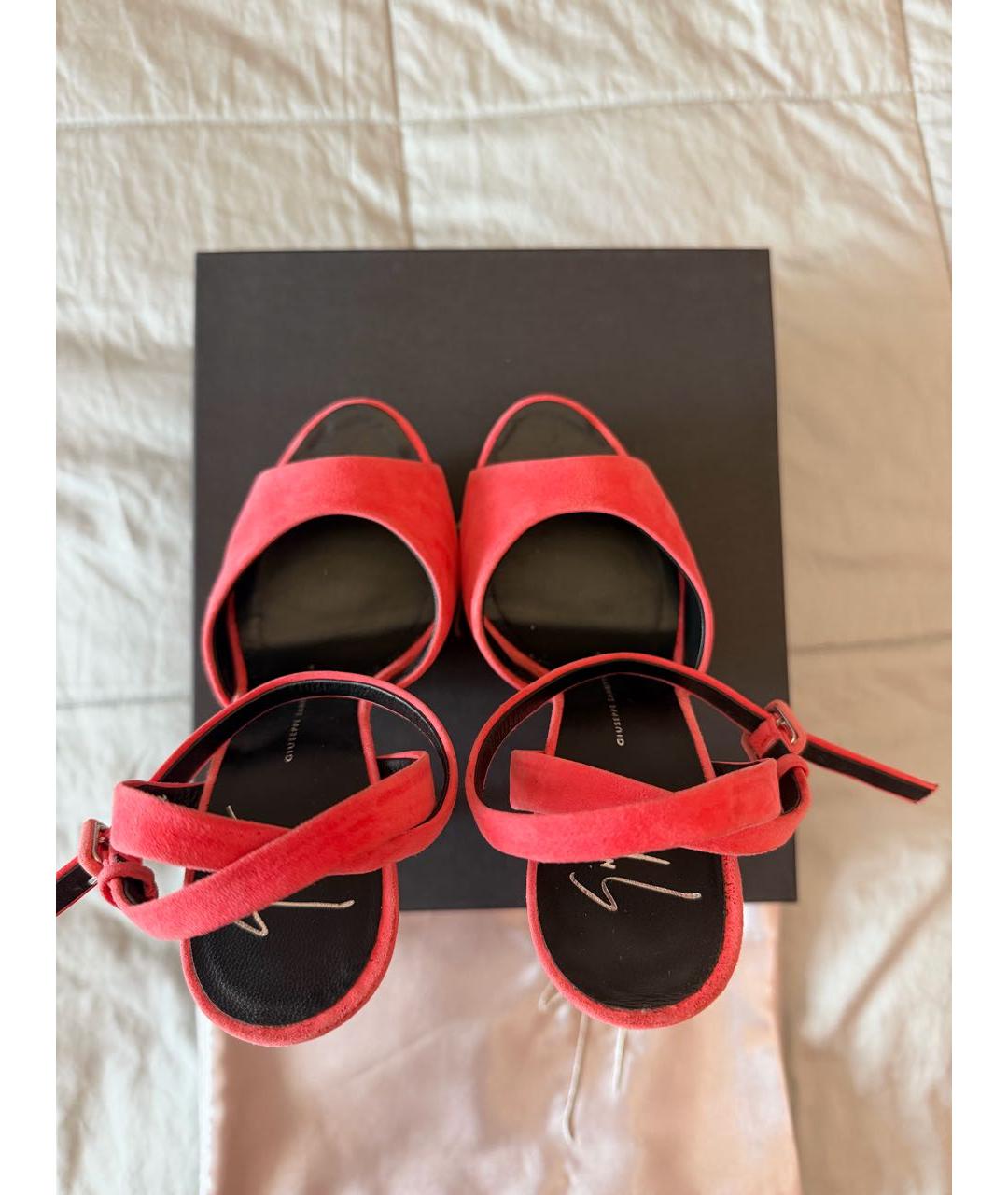 GIUSEPPE ZANOTTI DESIGN Коралловые замшевые босоножки, фото 3