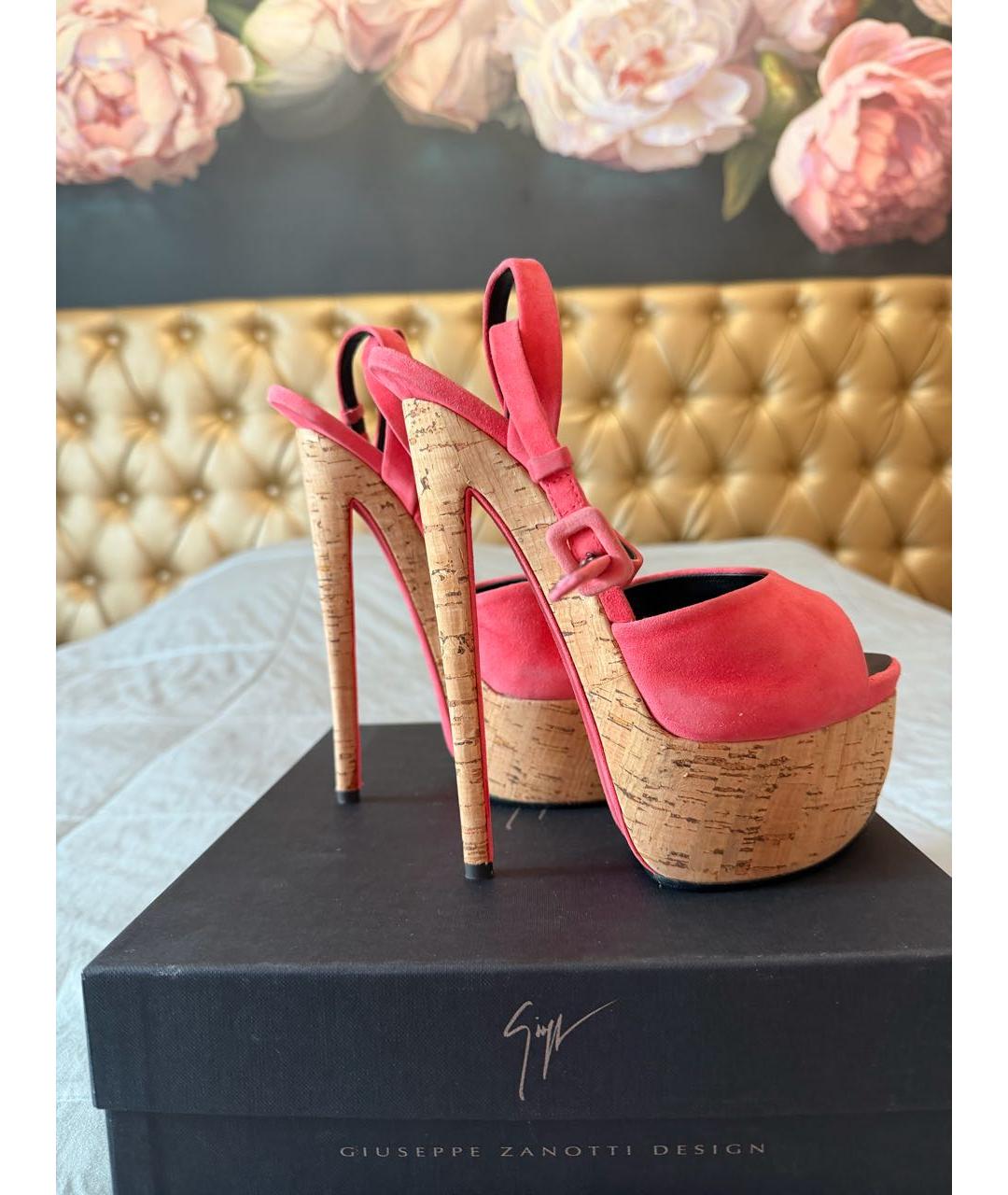 GIUSEPPE ZANOTTI DESIGN Коралловые замшевые босоножки, фото 5