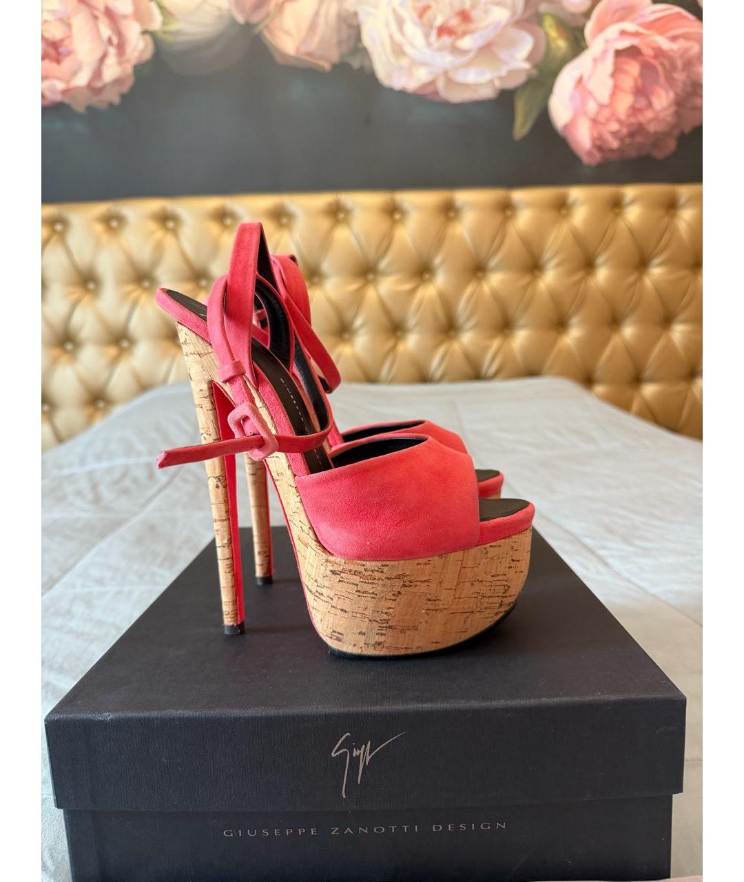 GIUSEPPE ZANOTTI DESIGN Коралловые замшевые босоножки, фото 8