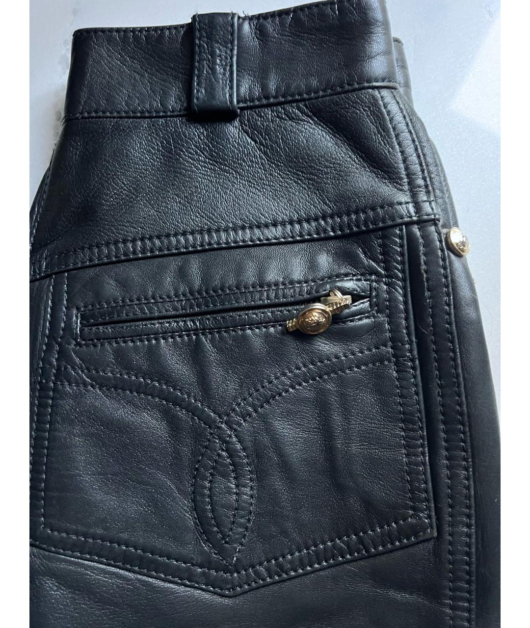 VERSACE Черные кожаные брюки узкие, фото 4