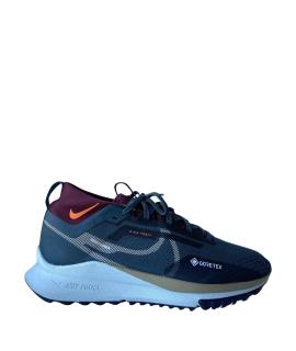 NIKE Низкие кроссовки / кеды