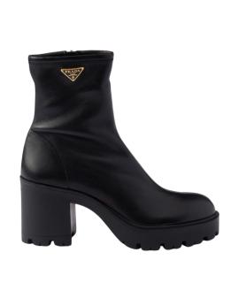 PRADA Ботинки