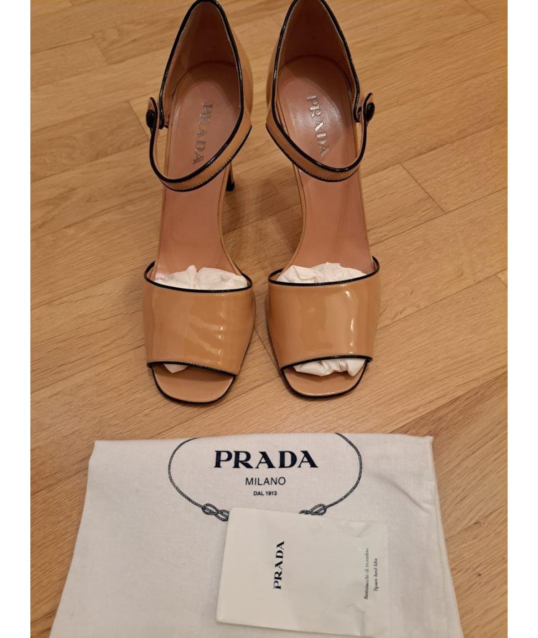PRADA Розовые босоножки из лакированной кожи, фото 4