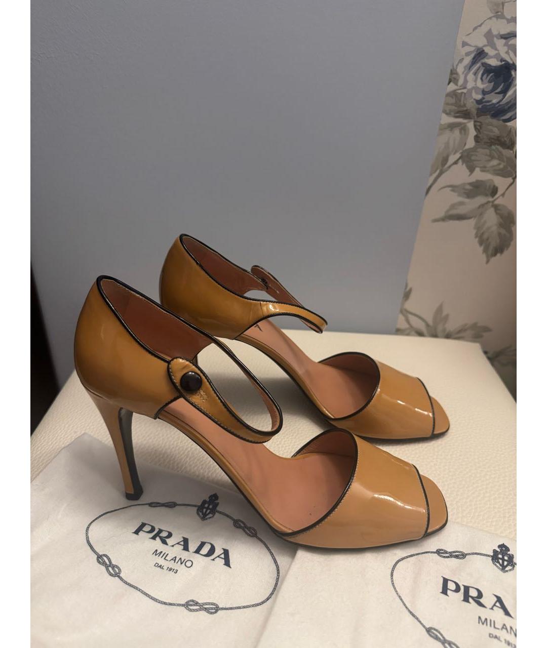 PRADA Розовые босоножки из лакированной кожи, фото 6