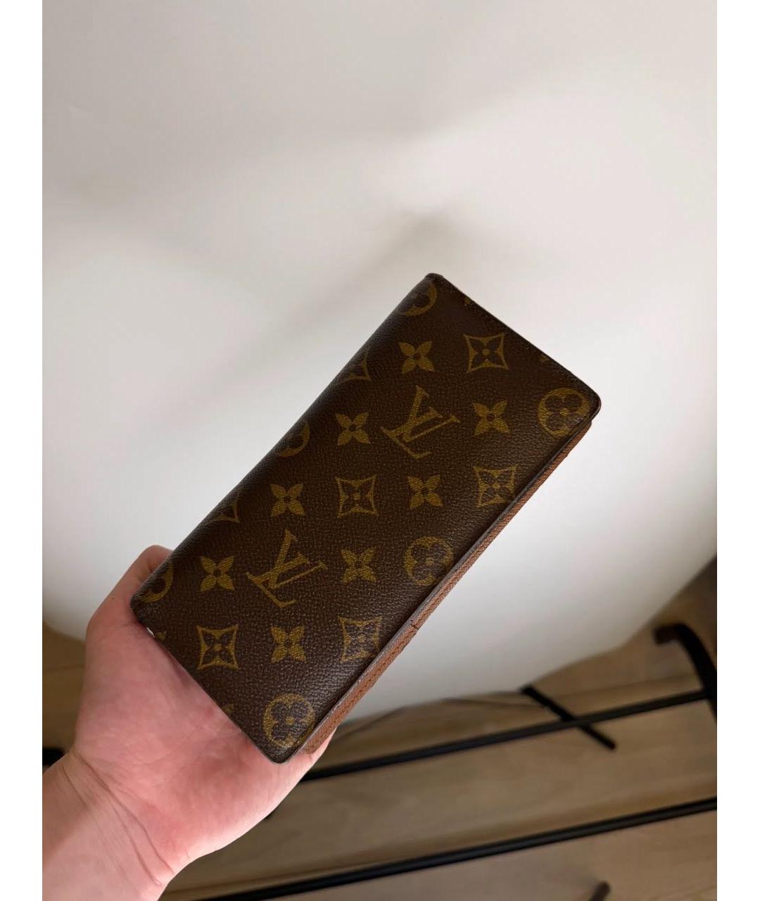 LOUIS VUITTON Коричневый кожаный кошелек, фото 3