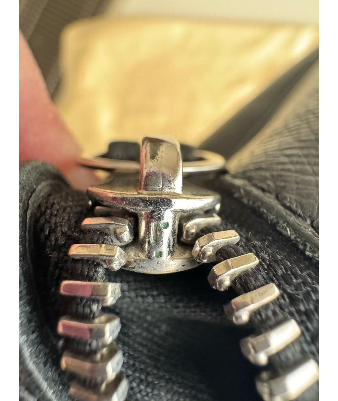 LOUIS VUITTON Черная кожаная сумка на плечо, фото 5