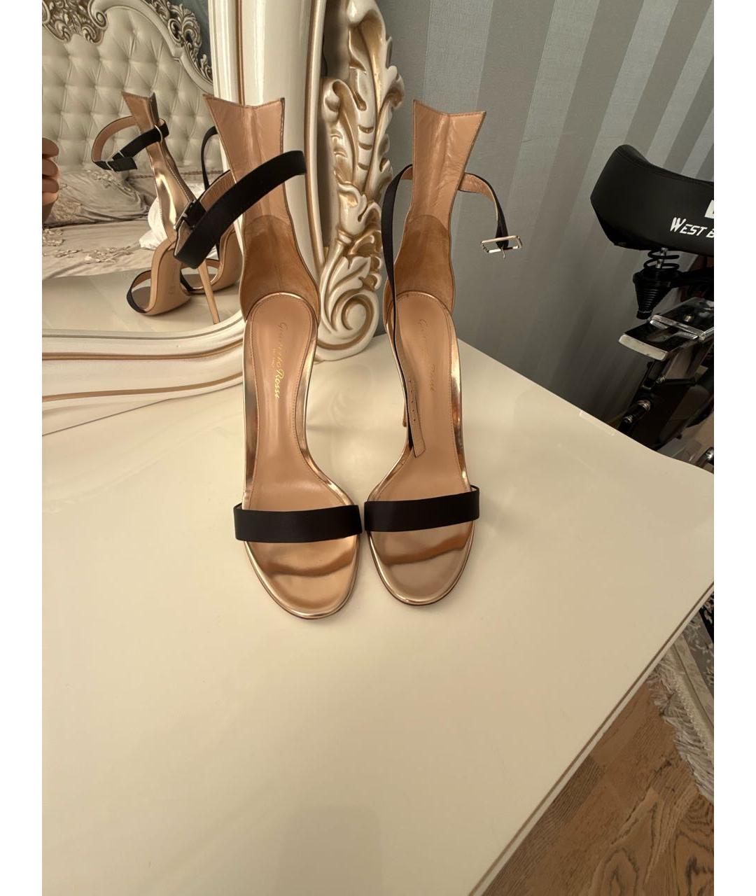 GIANVITO ROSSI Черные текстильные босоножки, фото 2