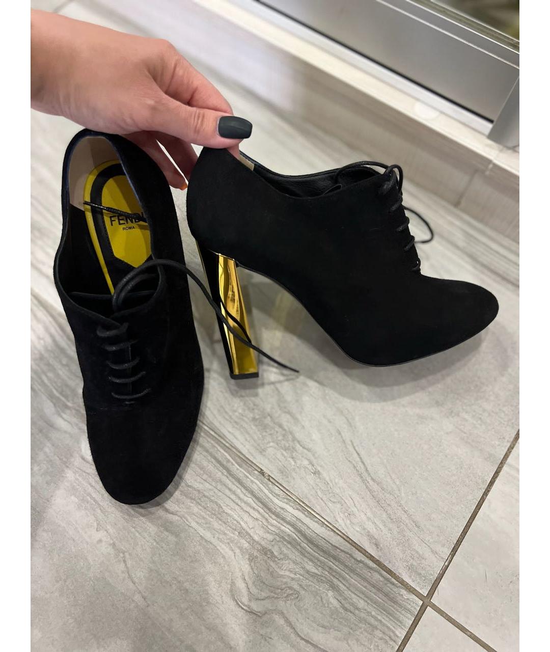 FENDI Черные бархатные ботильоны, фото 4