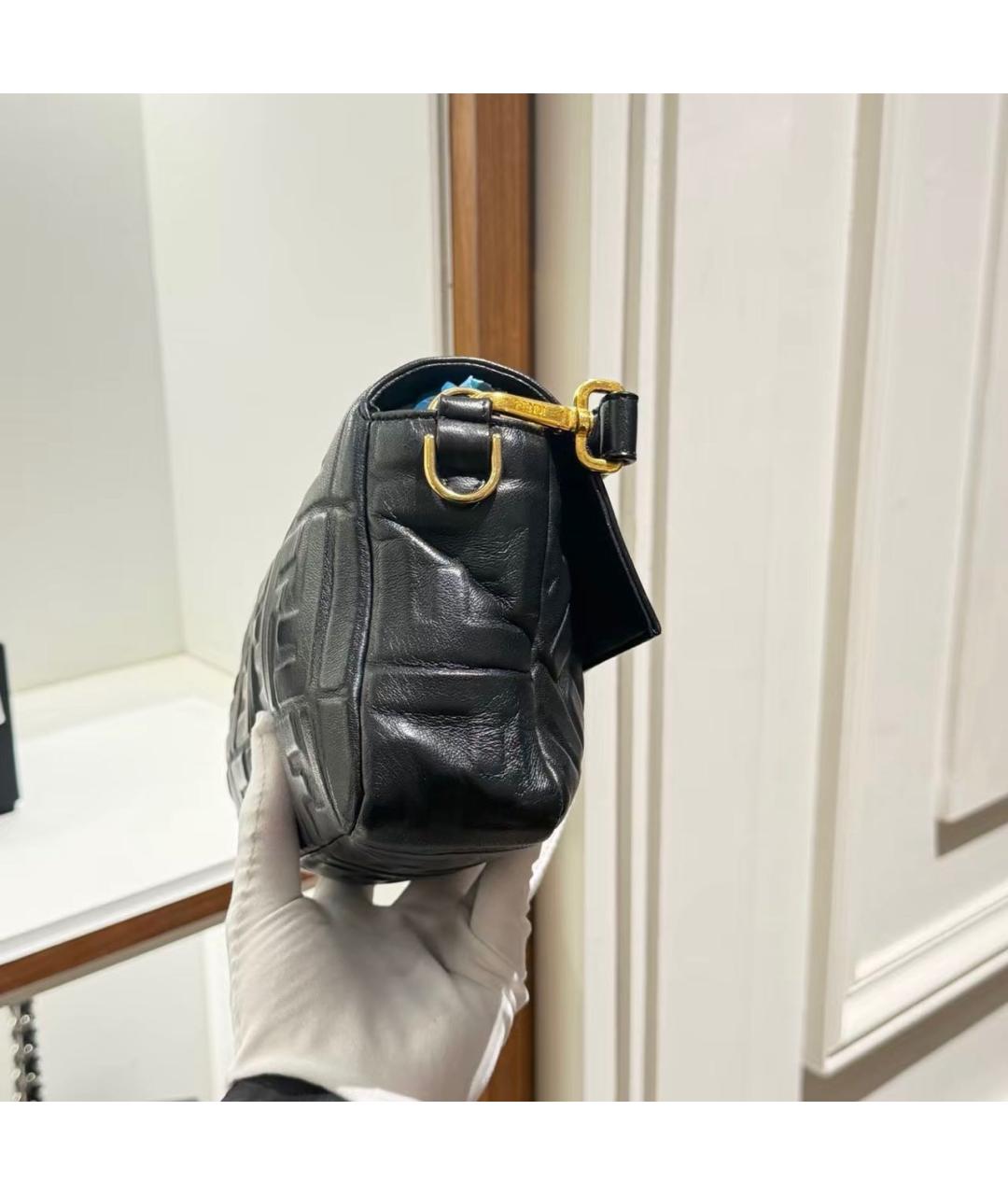 FENDI Черная кожаная сумка через плечо, фото 3