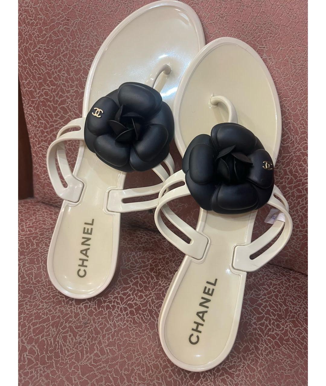 CHANEL Белые шлепанцы, фото 3