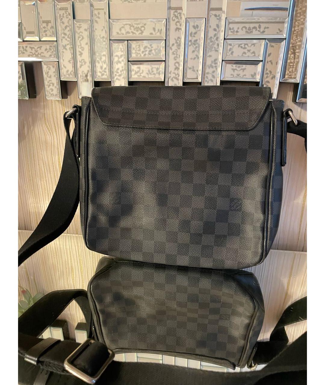 LOUIS VUITTON Черная сумка на плечо из канвы, фото 3