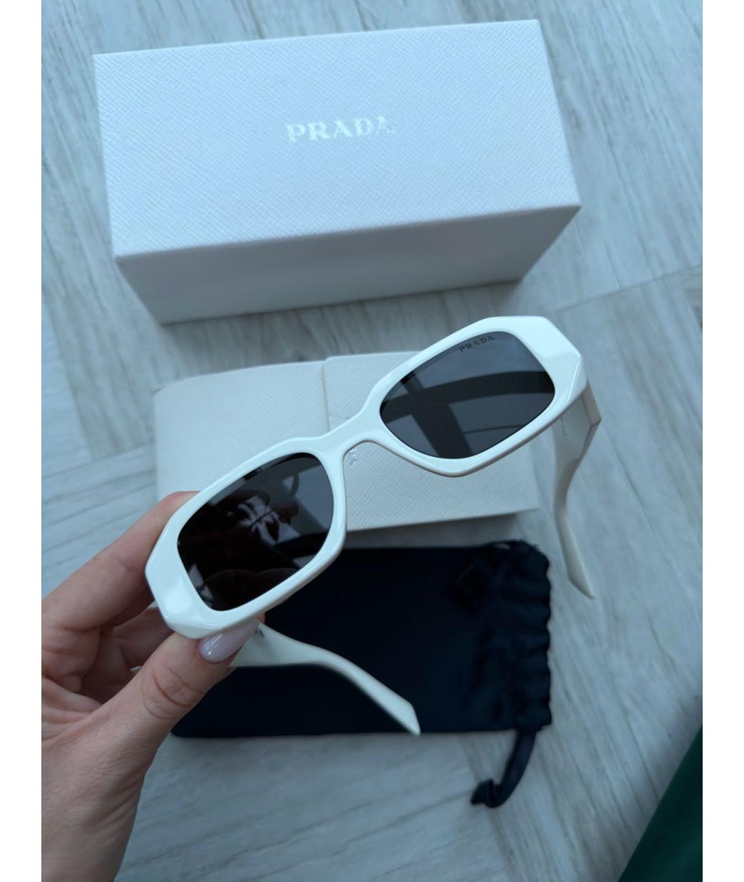 PRADA Белые пластиковые солнцезащитные очки, фото 3