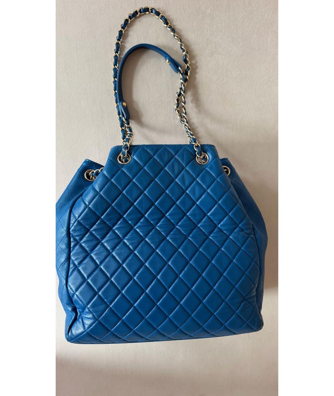 CHANEL Темно-синяя кожаная сумка через плечо, фото 3