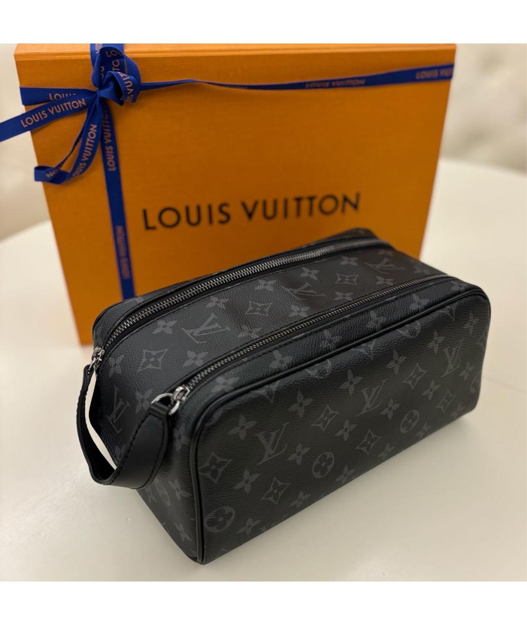 LOUIS VUITTON Черная косметичка из канвы, фото 8